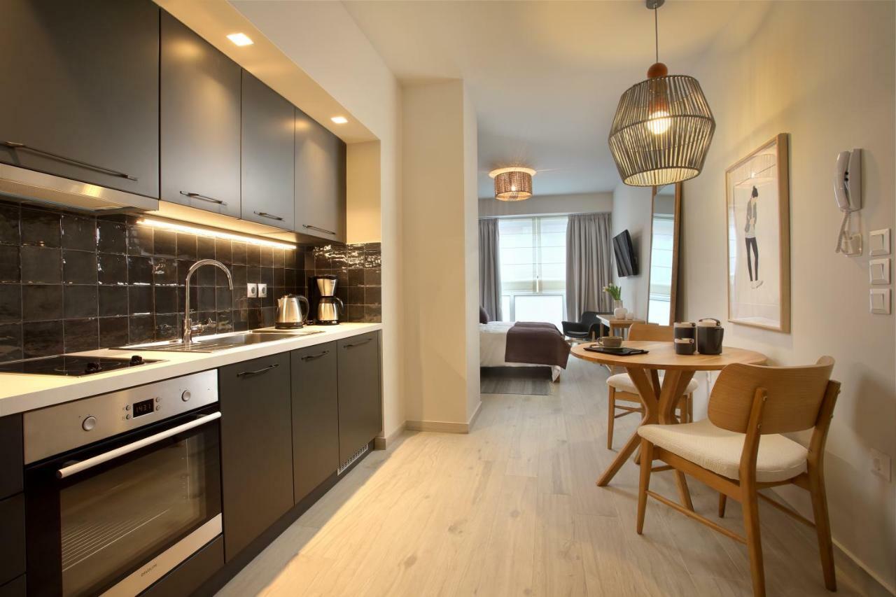 Happiness Luxury Central Apartment Атина Екстериор снимка